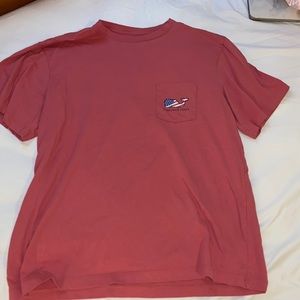 Vineyard vines tee